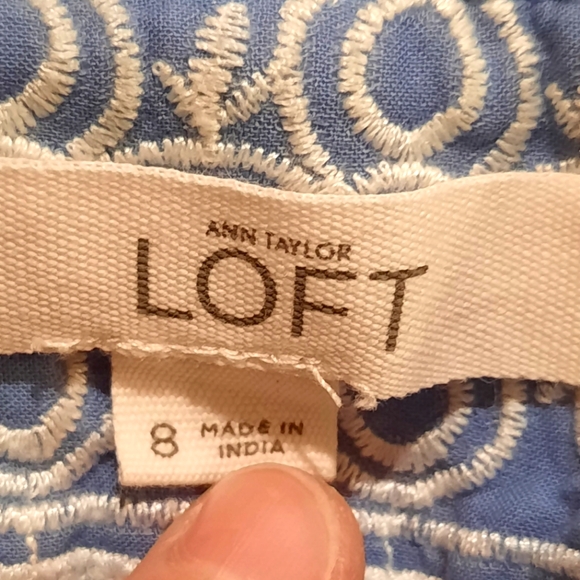 Loft Blue/White Embroidered Shorts size 8 - Picture 8 of 11